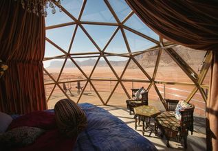 Private Panoramic Transfer from Amman to Aqaba with 2 hour Cruise